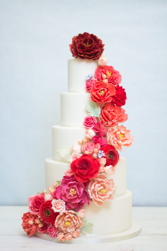 Flowers decorating the 5 tiered cake